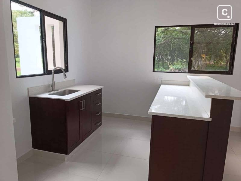 Casa nueva de 4 habitaciones en 557 m², Bosques del Mar, San Juan del Sur