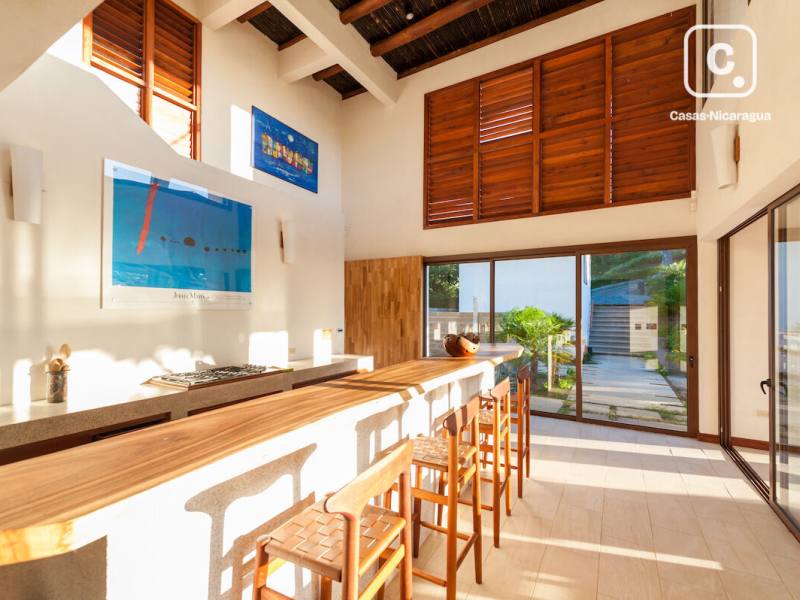 Casa de playa de 4 habitaciones en 1,892 m² en Balcones de Majagual, San Juan del Sur
