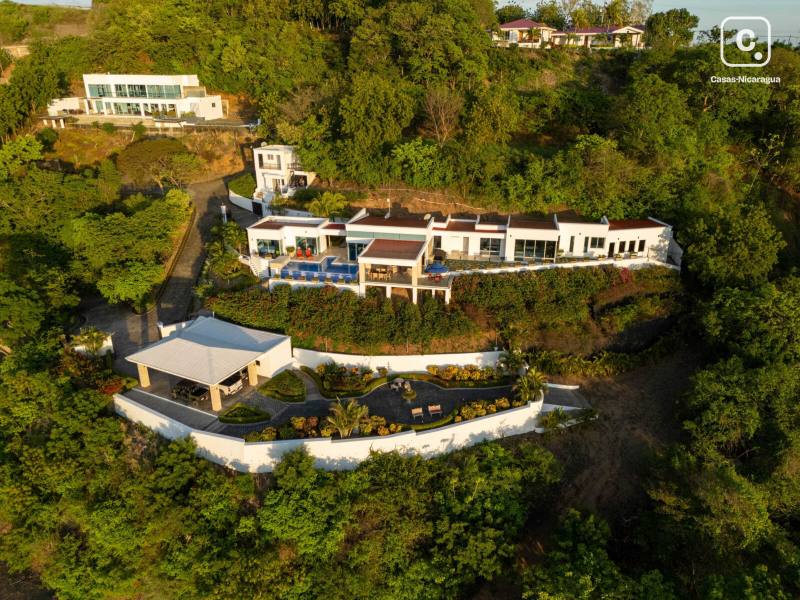 Casa de 1,115 m² con 4 habitaciones en terreno de 10,117 m², Pacific Marlin, San Juan del Sur
