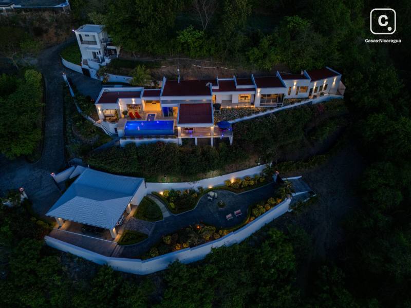 Casa de 1,115 m² con 4 habitaciones en terreno de 10,117 m², Pacific Marlin, San Juan del Sur