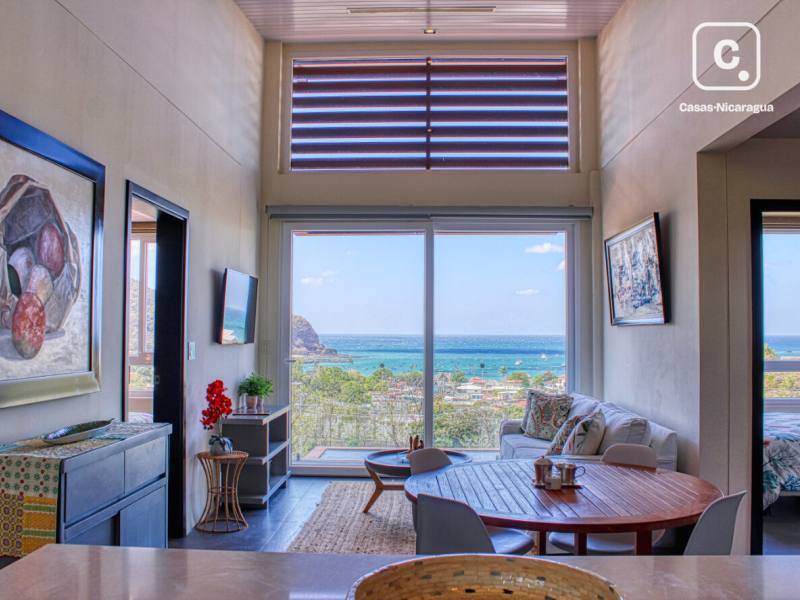 Apartamento de 3 habitaciones en el residencial La Santa Maria, a una cuadra del centro de San Juan del Sur