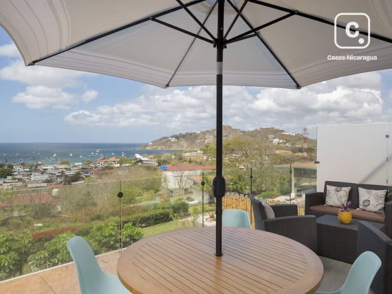 Apartamento de 3 habitaciones en 89 m², remodelado, La Santa Maria, San Juan del Sur