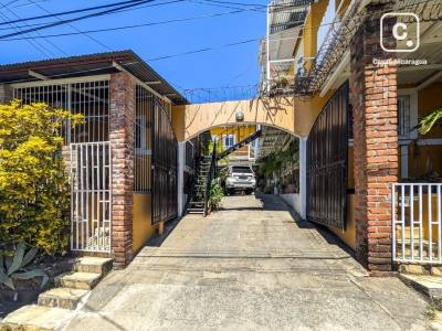Complejo de vivienda y 5 apartamentos en 741 m², a 600 m de la bahía, San Juan del Sur
