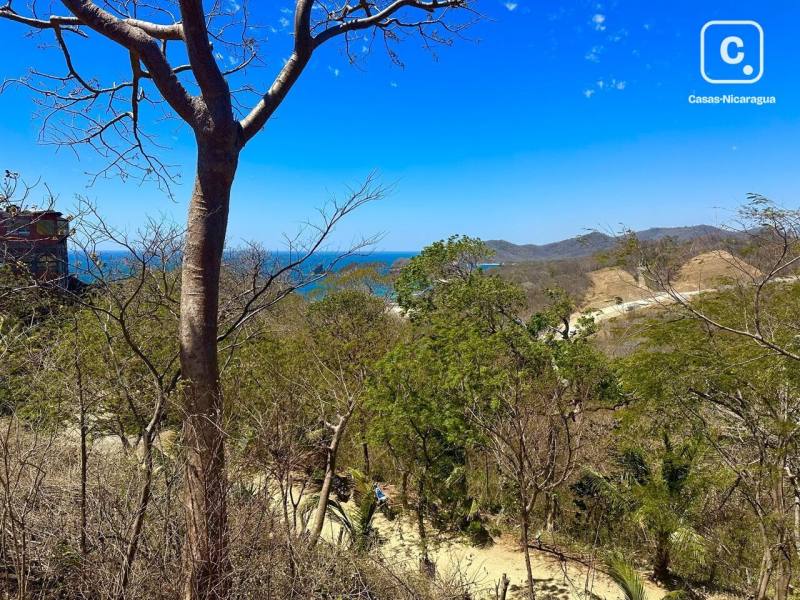 Terreno de 1,002 m² con vista al mar entre Playa Maderas y Playa Marsella, San Juan del Sur