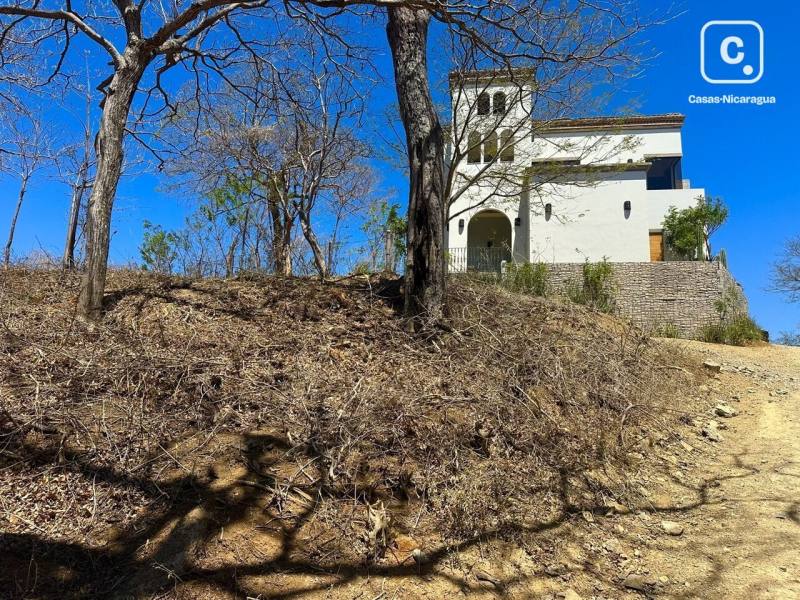 Terreno de 1,002 m² con vista al mar entre Playa Maderas y Playa Marsella, San Juan del Sur