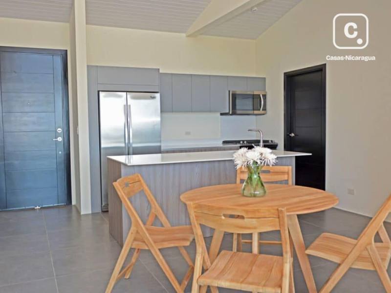Apartamento de 2 habitaciones en desarrollo cerrado La Santa Maria, San Juan del Sur