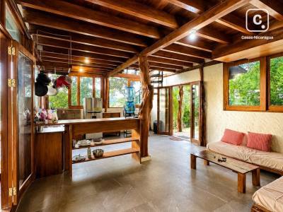Casa de 1 habitación en 1,762 m² dentro de la jungla cerca de Playa Yankee, San Juan del Sur