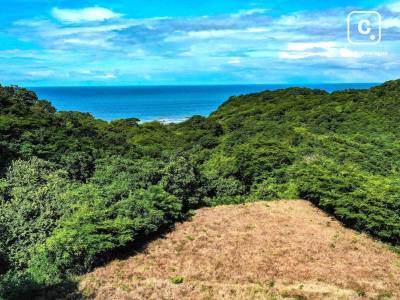 Terreno de 2,951 m² con vista al mar sobre Playa Yankee, San Juan del Sur