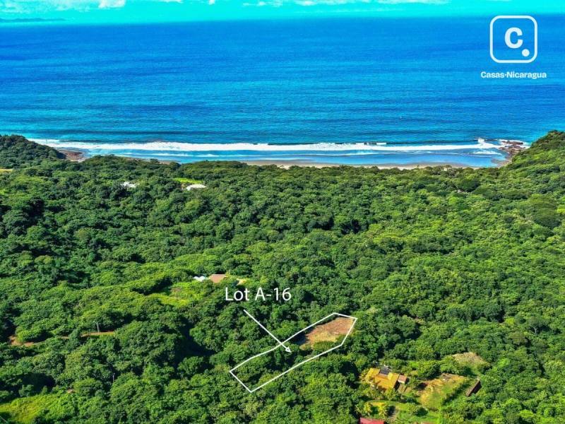 Terreno de 2,951 m² con vista al mar sobre Playa Yankee, San Juan del Sur