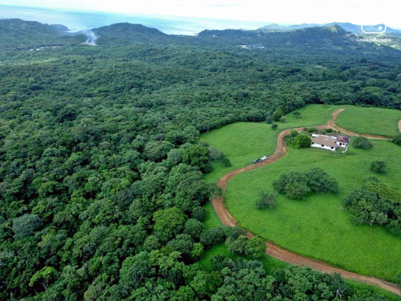 Terreno de 5,134 m² (dos lotes) con vista al mar en El Encanto del Sur, San Juan del Sur