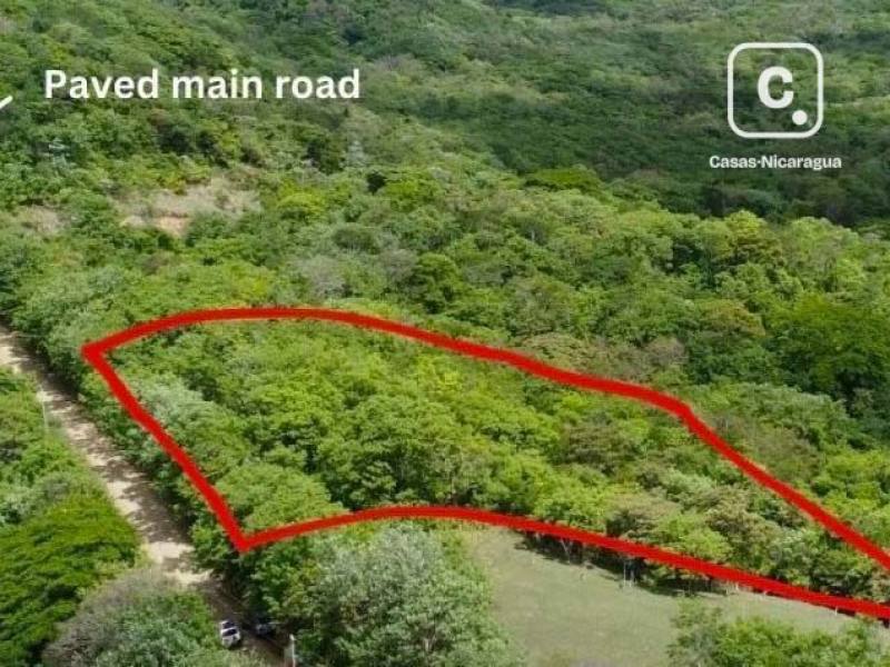 Terreno de 2,356 m² sin restricciones en El Socorro, San Juan del Sur