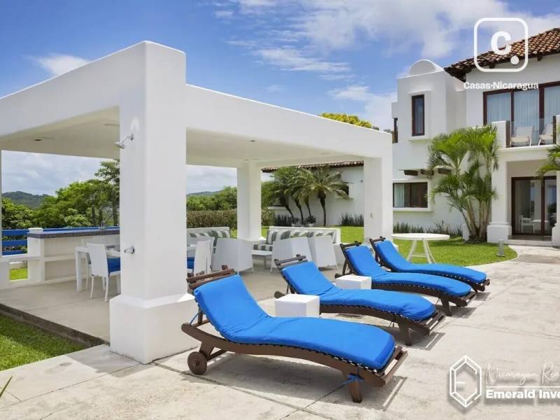 Casa de 7 habitaciones en 3,454 m² con vista al mar en San Juan del Sur