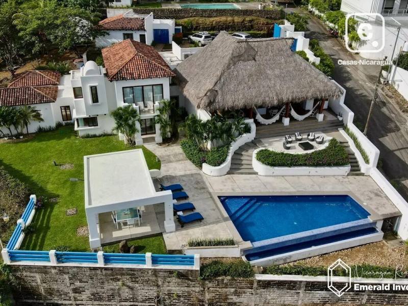 Casa de 7 habitaciones en 3,454 m² con vista al mar en San Juan del Sur