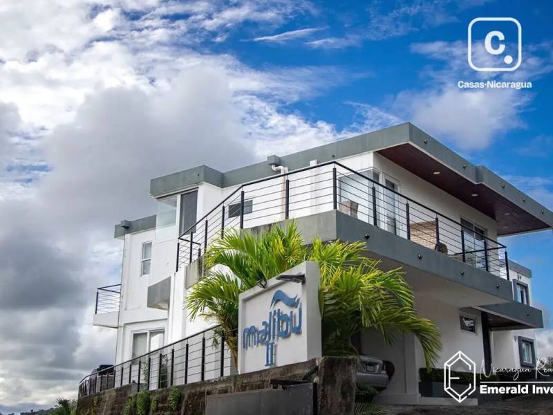 Casa de 4 habitaciones en 293.1 m² con vista al mar en Pacific Marlin, San Juan del Sur