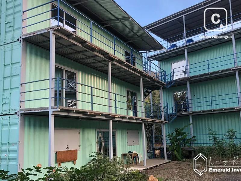 Hotel eco-lodge de 12 habitaciones en 550 m² en Playa Remanso, San Juan del Sur