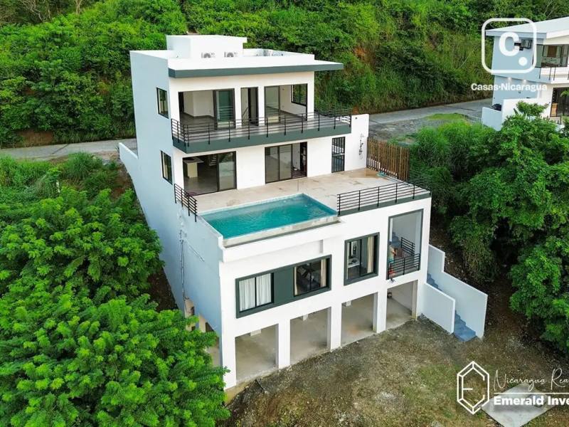 Casa de 2 habitaciones en 274.6 m² dividida en tres unidades en Brisas del Pacífico, San Juan del Sur