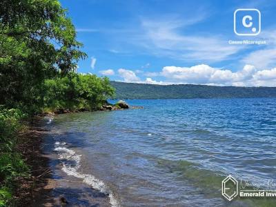 Tres lotes contiguos de 4,434 m² con frente de laguna, Laguna de Apoyo