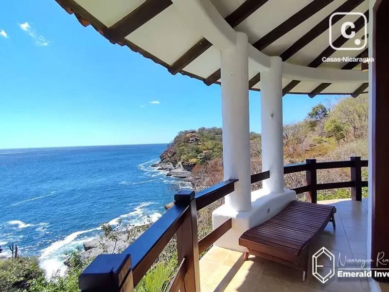 Villa de 5 habitaciones en 325 m² sobre acantilado frente al mar, Redonda Bay, Rivas