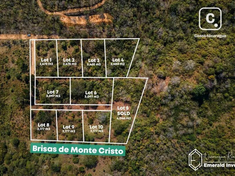Terreno de 2,350 m² con vista a montaña en Brisas de Monte Cristo, Tola