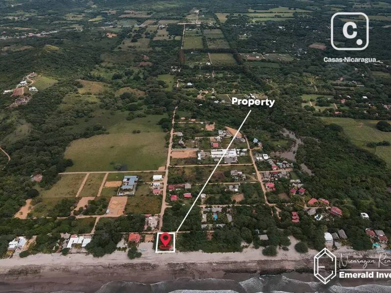 Lote frente al mar de 749 m² con 18 metros de playa en Playa Jiquelite, Tola