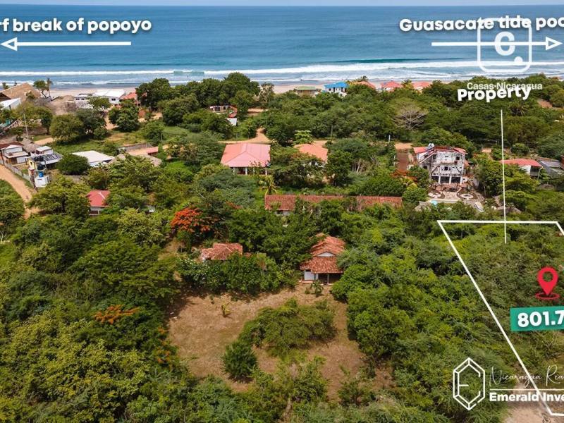 Local comercial de 801.7 m² a 1,120 metros de Playa Guasacate, Tola