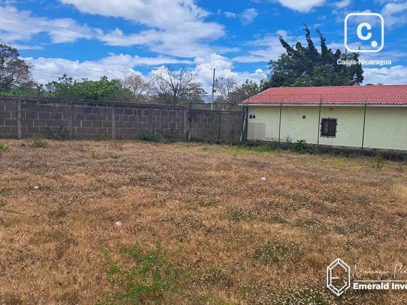 Terreno de 429.85 m² en Comarca La Laguna, a 5 minutos de Granada