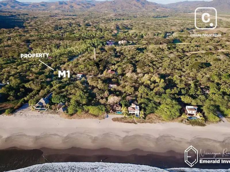 Lote comercial de 907.45 m² a pasos de Playa Colorado, Hacienda Iguana