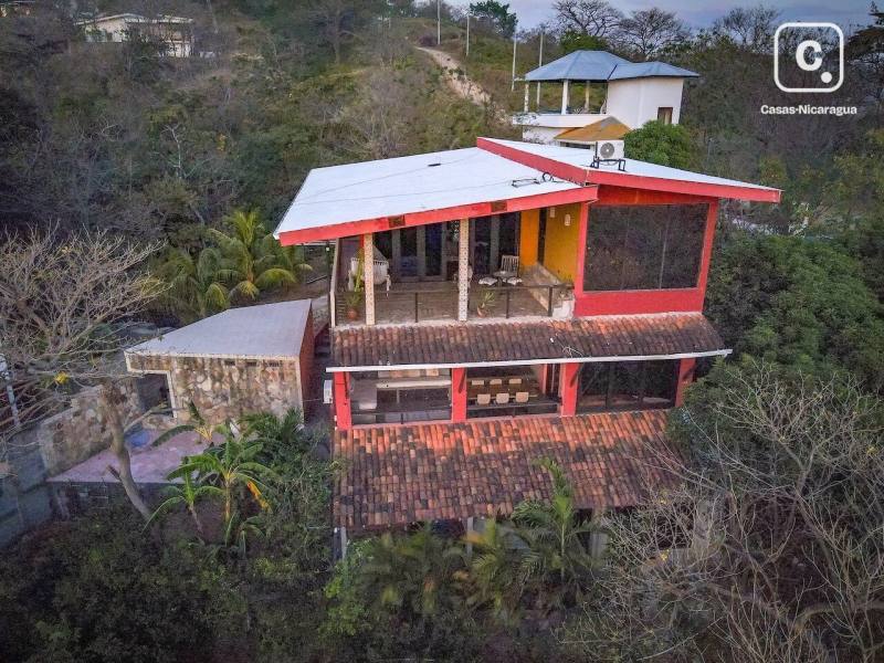 Casa en venta en San Juan del Sur, Rivas – 5 hab, 330 m²