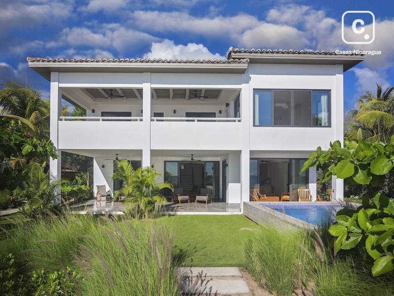 Casa de playa en venta en Tola, Rivas – 5 hab, 430 m²