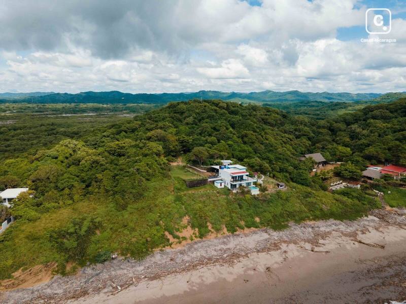 Casa de playa en venta en Tola, Rivas – 2 hab, 162 m²