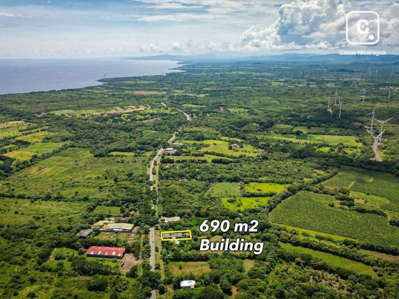 Edificio en venta en Rivas – 64 m²