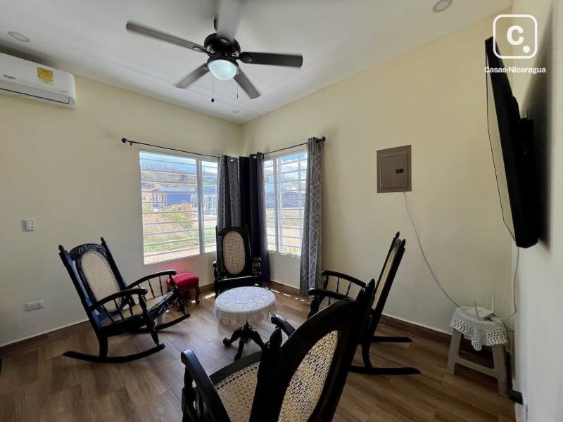 Casa en venta en Rivas – 3 hab, 1,184 m²