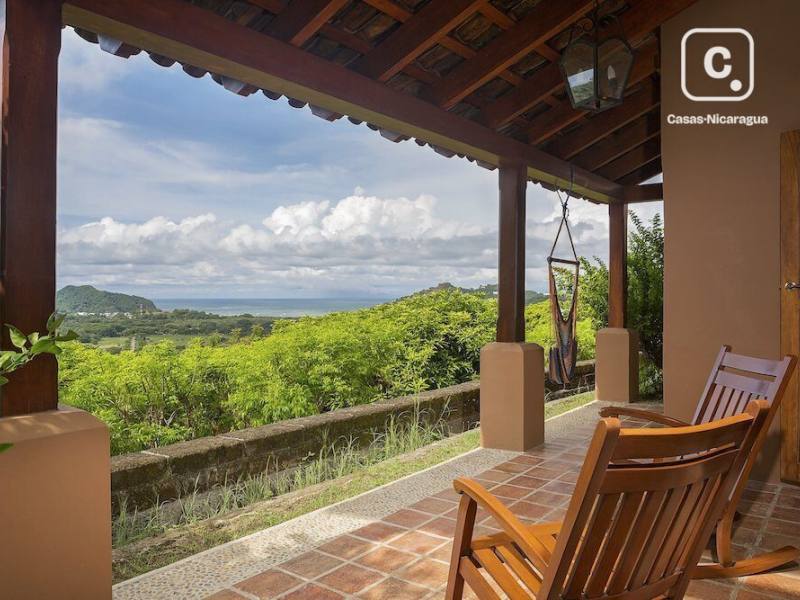 Casa en venta en San Juan del Sur, Rivas – 2 hab, 111 m²