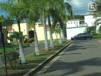 Casa en venta en Carretera Masaya, Managua – 3 hab, 155 m², US$ 190,000
