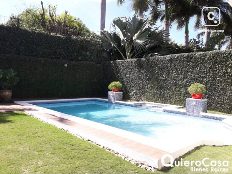 Casa en alquiler en Las Colinas, Managua – 3 hab, 320 m²