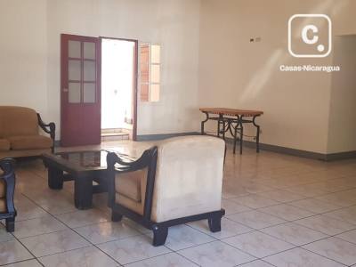 Casa en venta en Carretera Sur, Managua – 4 hab, 1,750 varas²
