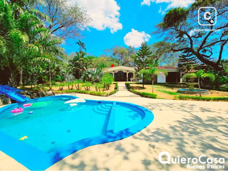 Casa en venta en Carretera Sur, Managua – 5 hab, 3,347 m²