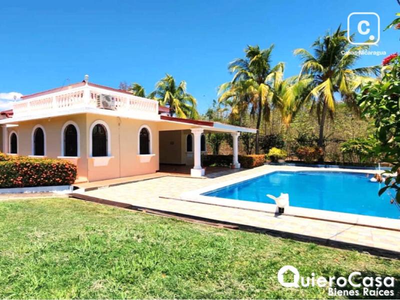 Casa en venta en Granada – 6 hab, 700 m²