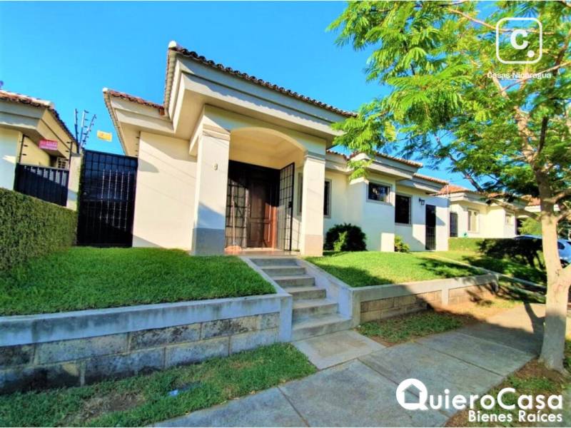 Casa en alquiler en Santo Domingo, Managua – 3 hab, US$ 1,200/mes