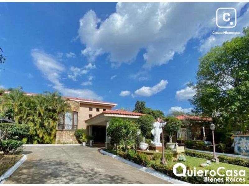 Casa en venta en Villa Fontana, Managua – 5 hab, 546 m²