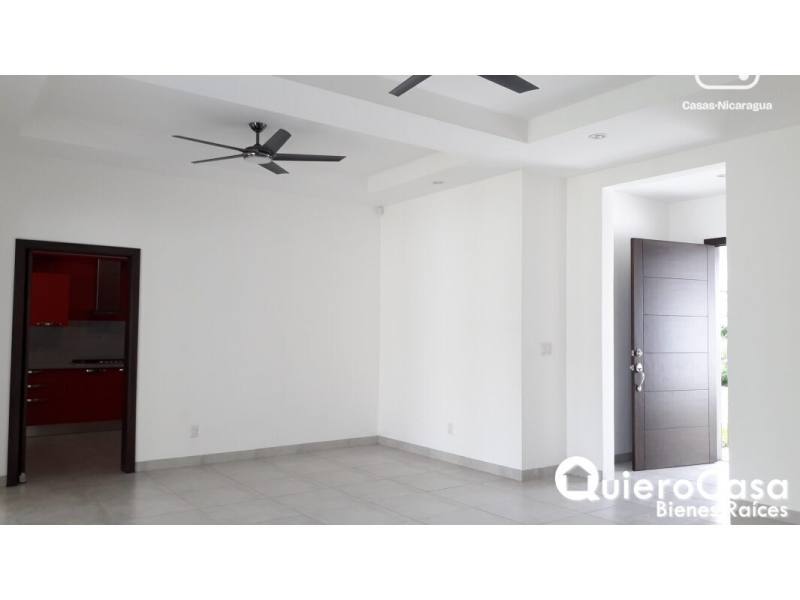 Casa en venta en Santo Domingo, Managua – 3 hab, US$ 425,000