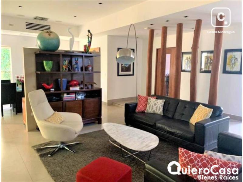 Casa en venta en Santo Domingo, Managua – 3 hab, 228 m²