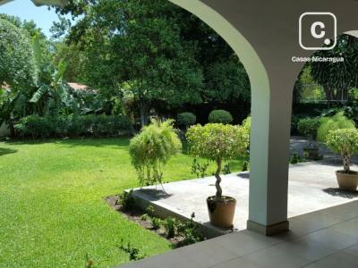 Casa en venta en Carretera Vieja a León, Managua – 5 hab, 464 m²