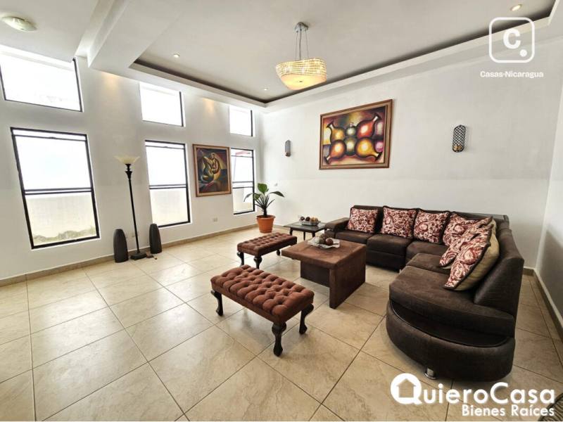 Casa en venta en Las Colinas, Managua – 5 hab, 440 m²