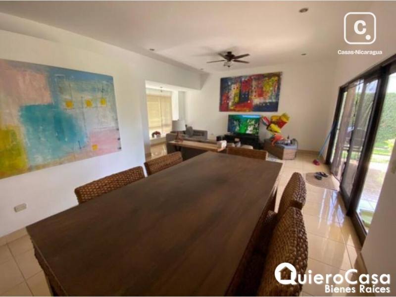 Casa en venta en Las Colinas, Managua – 2 hab, 163 m²