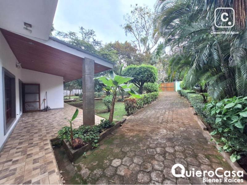 Casa en alquiler en Santo Domingo, Managua – 4 hab, 1,746 m²