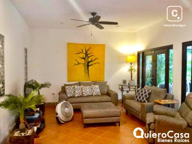 Casa en venta en Villa Fontana, Managua – 4 hab, 336 m²