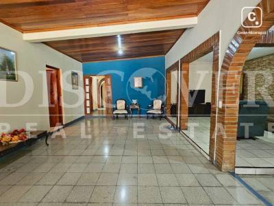 Casa en venta en Reparto San Juan, Managua – 5 hab, 388 m²