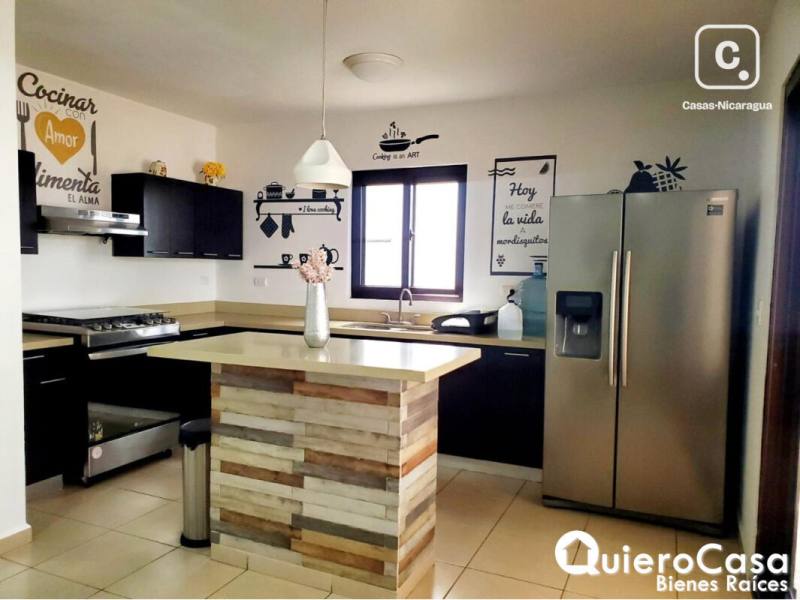 Casa en alquiler en Carretera Masaya, Managua – 3 hab, Ref QCCJ1593