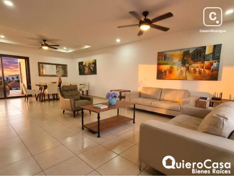 Casa en alquiler en Carretera Masaya, Managua – 3 hab, Ref QCCJ1593